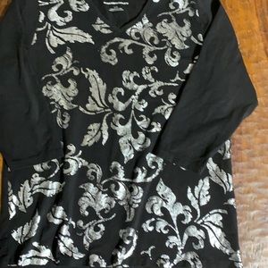 4 for 20, Allison Dalley top Large